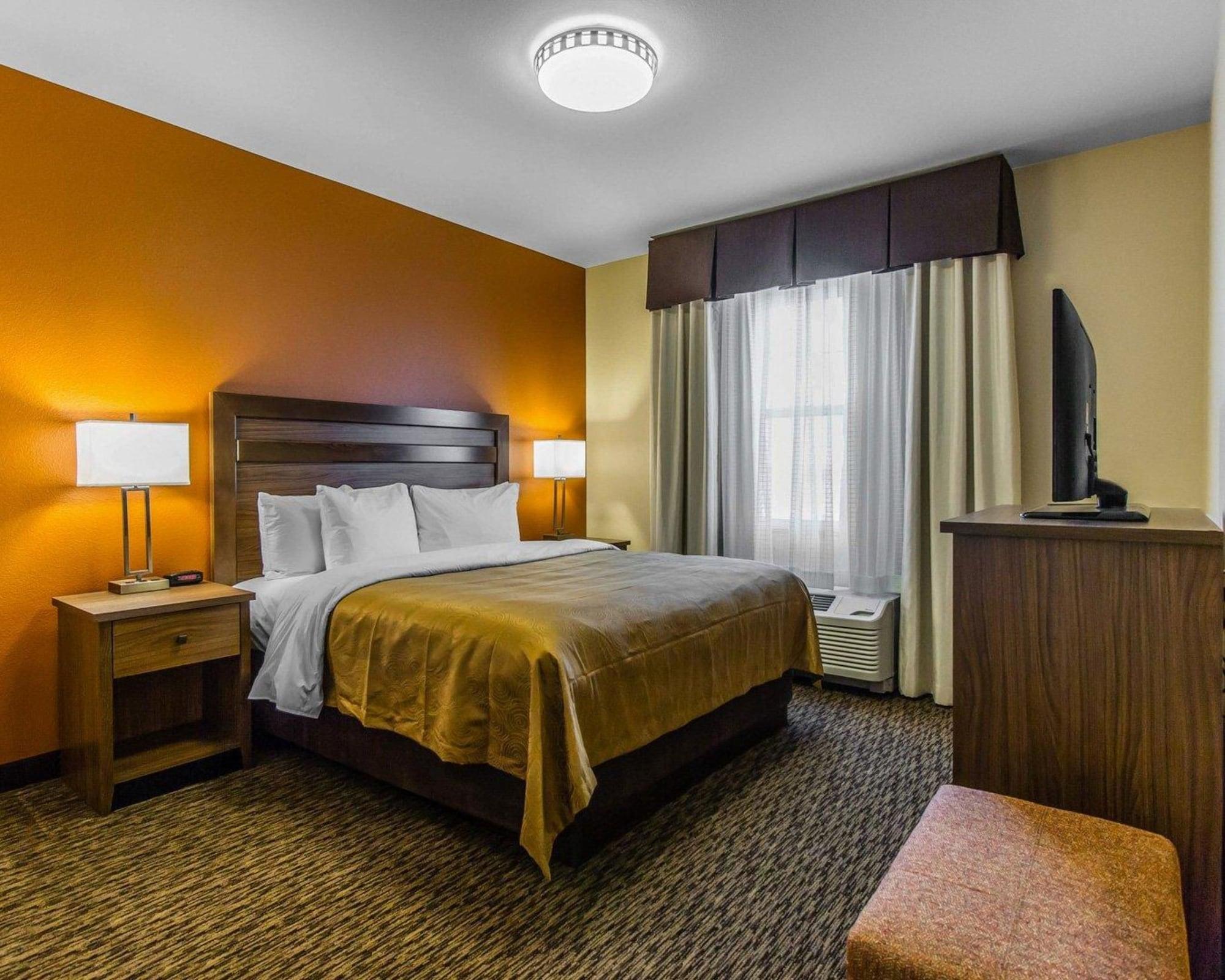 Mainstay Suites Watford City - Event Center Экстерьер фото