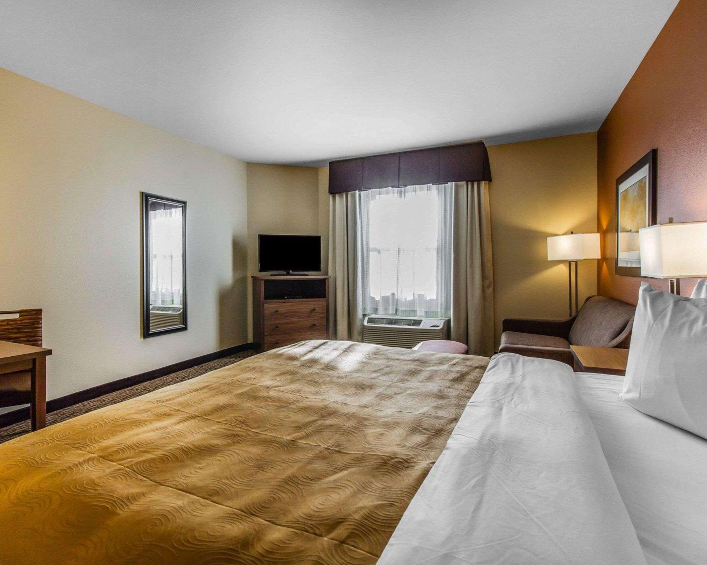 Mainstay Suites Watford City - Event Center Экстерьер фото