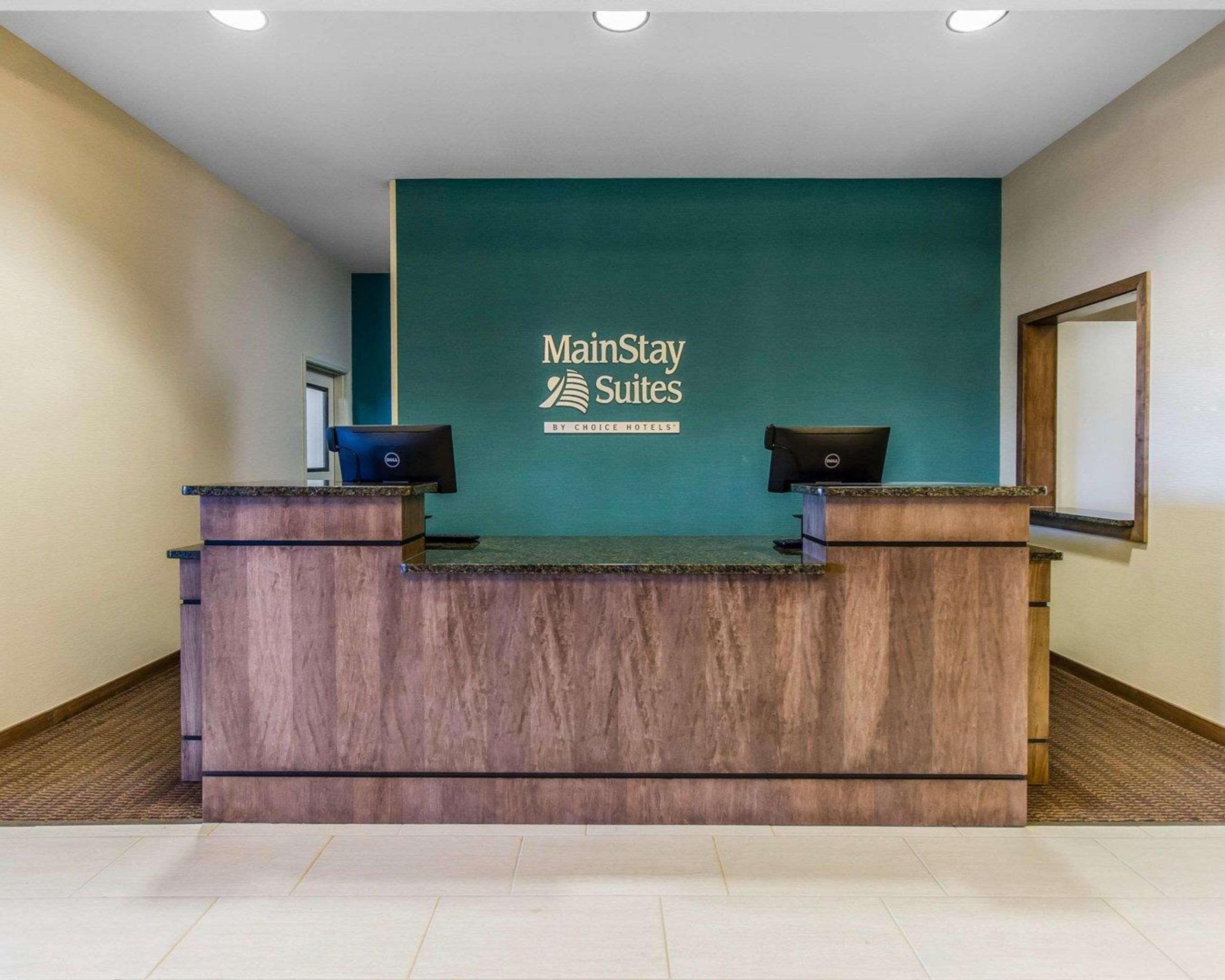 Mainstay Suites Watford City - Event Center Экстерьер фото
