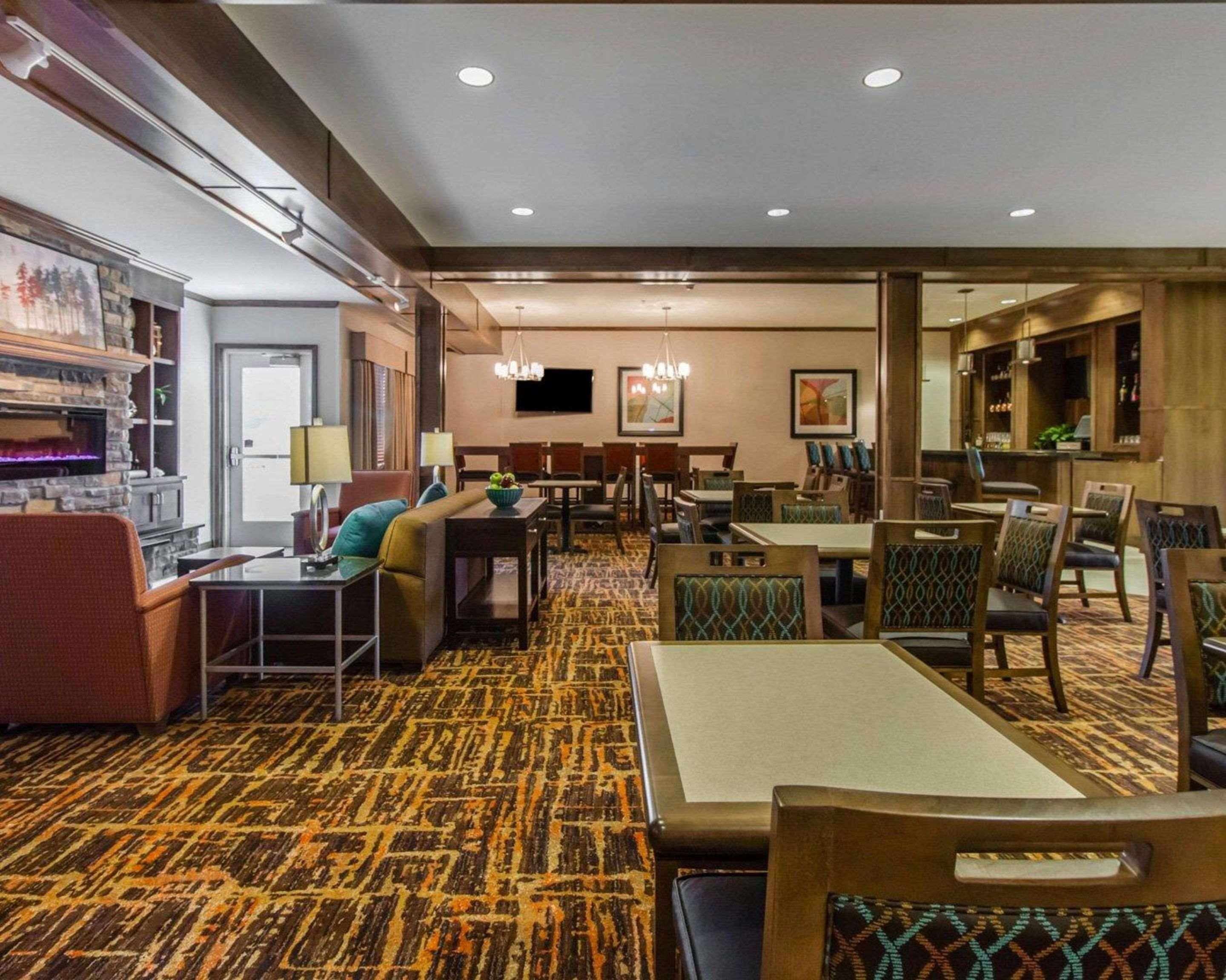 Mainstay Suites Watford City - Event Center Экстерьер фото