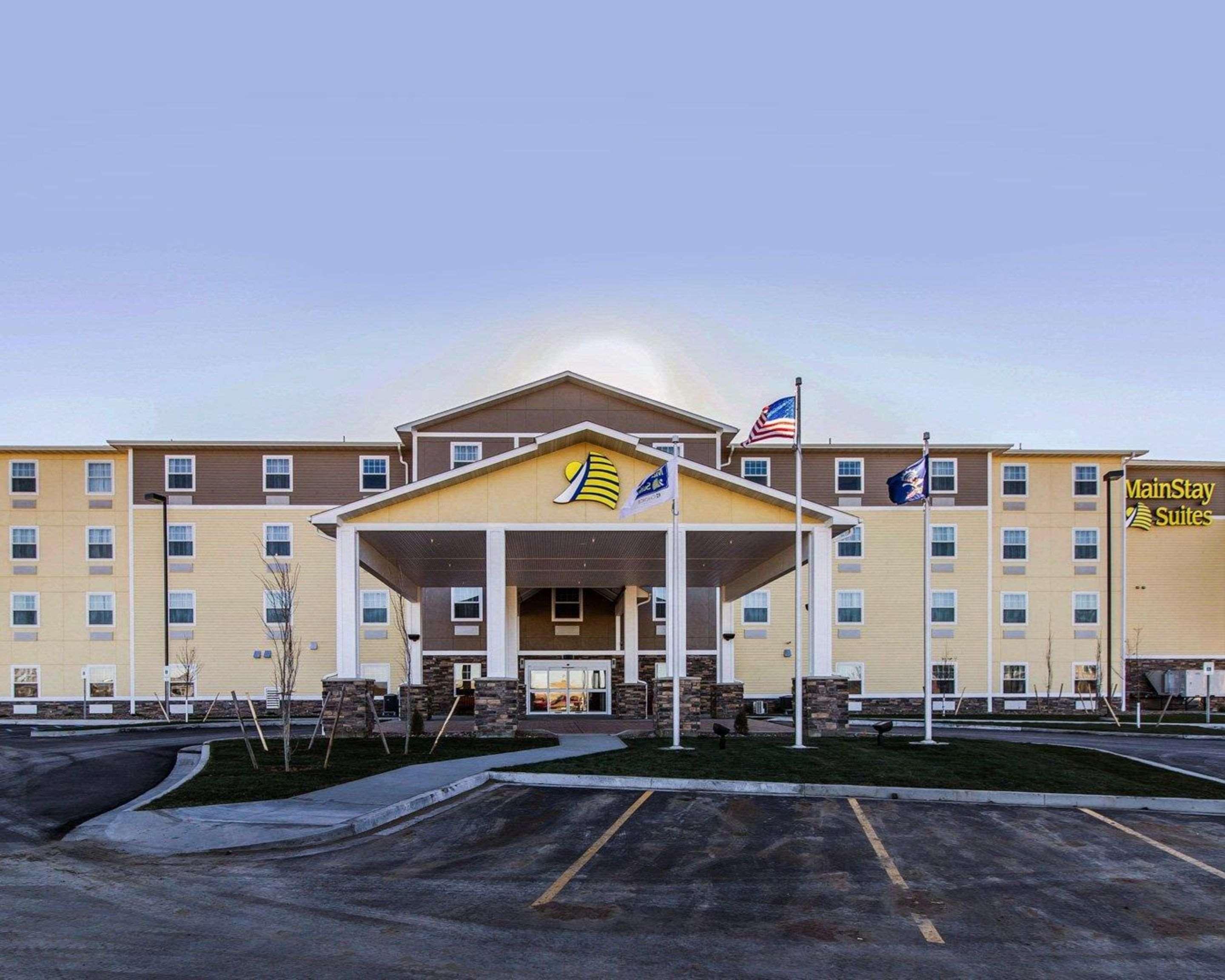 Mainstay Suites Watford City - Event Center Экстерьер фото
